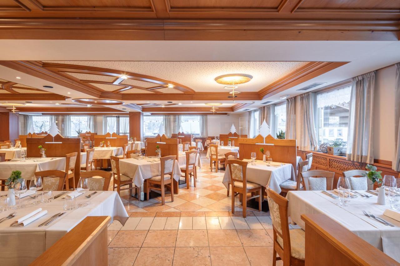 Hotel Nele Ziano Di Fiemme Bagian luar foto