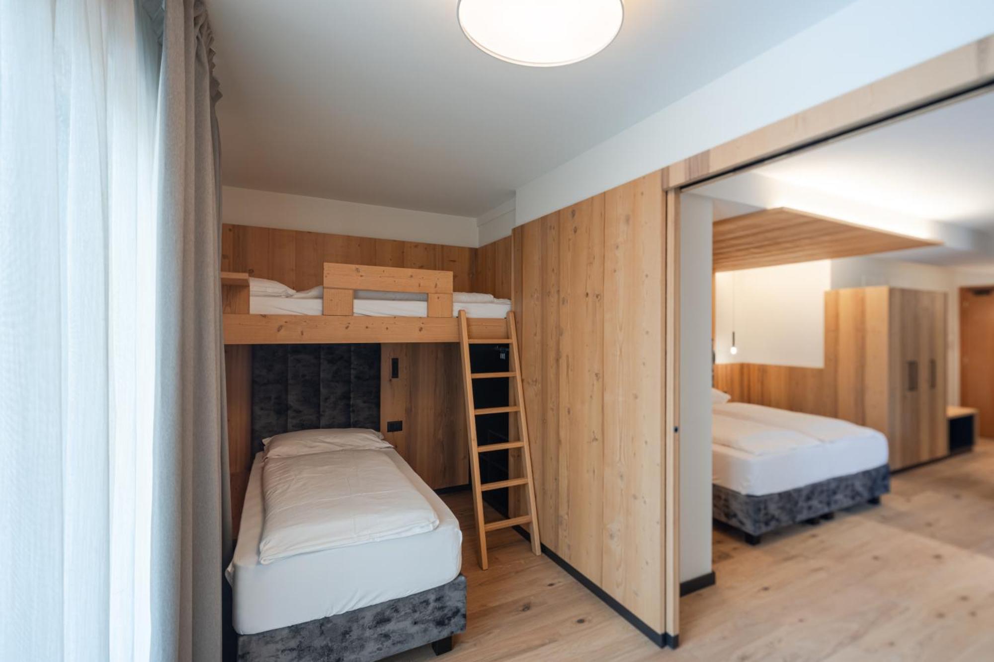 Hotel Nele Ziano Di Fiemme Ruang foto